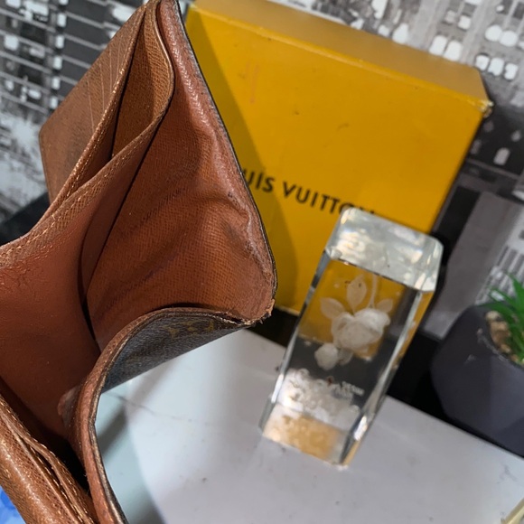 Authentic Louis Vuitton Monogram Marco Wallet - Picture 13 of 15